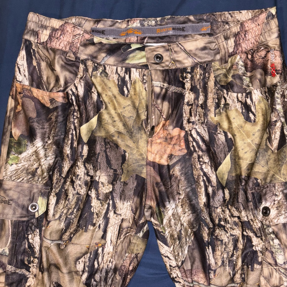 Women’s Camo Pants